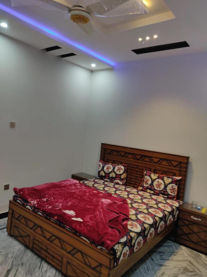 Lavish Residency Guest House Fasial Town Ravalpindi Kültér fotó